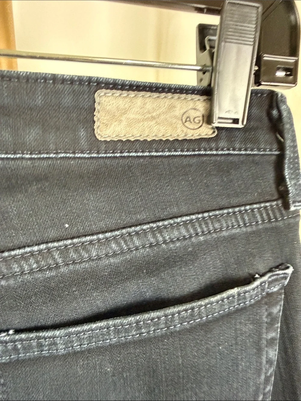 AG Contour 360 The Prima Mid Rise Cigarette Jeans in Deep Navy Sz 26 (B7)